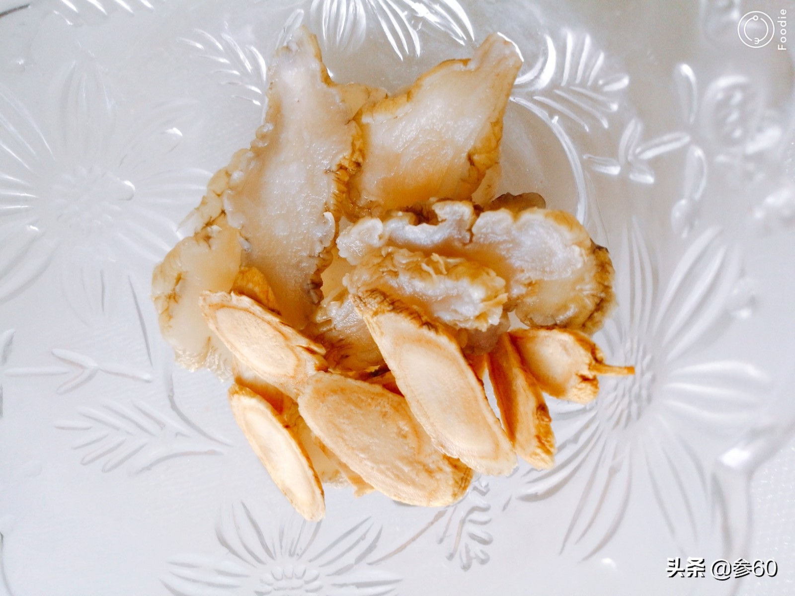 滋补鲍鱼炖土鸡功效,砂锅鲍鱼海参焖鸡的做法