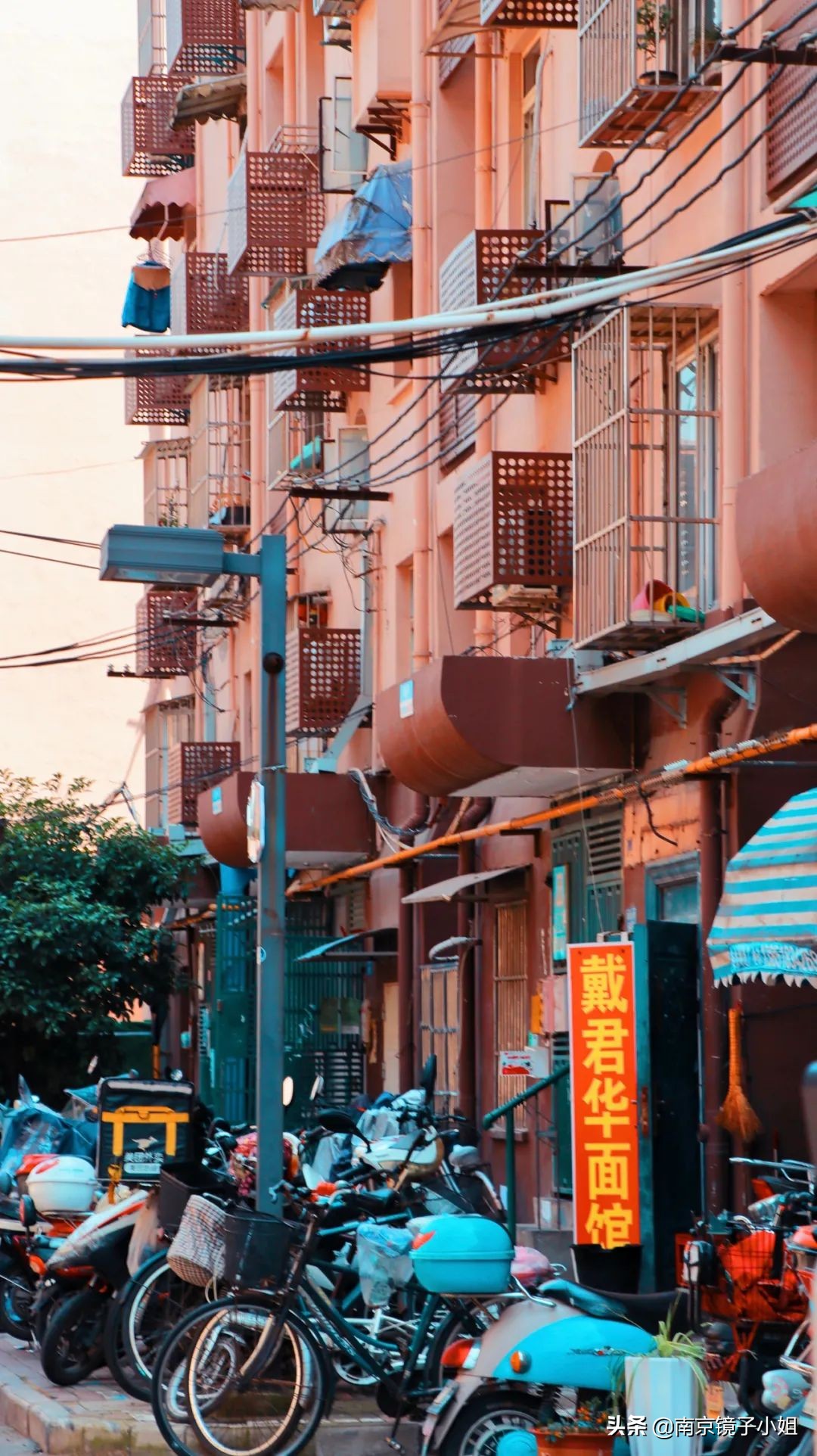 南京一家开了很多年的面馆,南京开了一家面馆55年