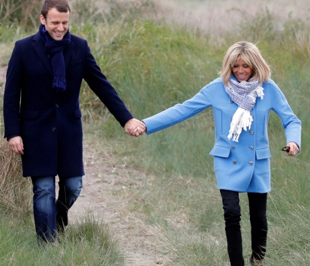 布丽吉特带几个儿孙嫁马克龙,马克龙与妻子布丽吉特的情感