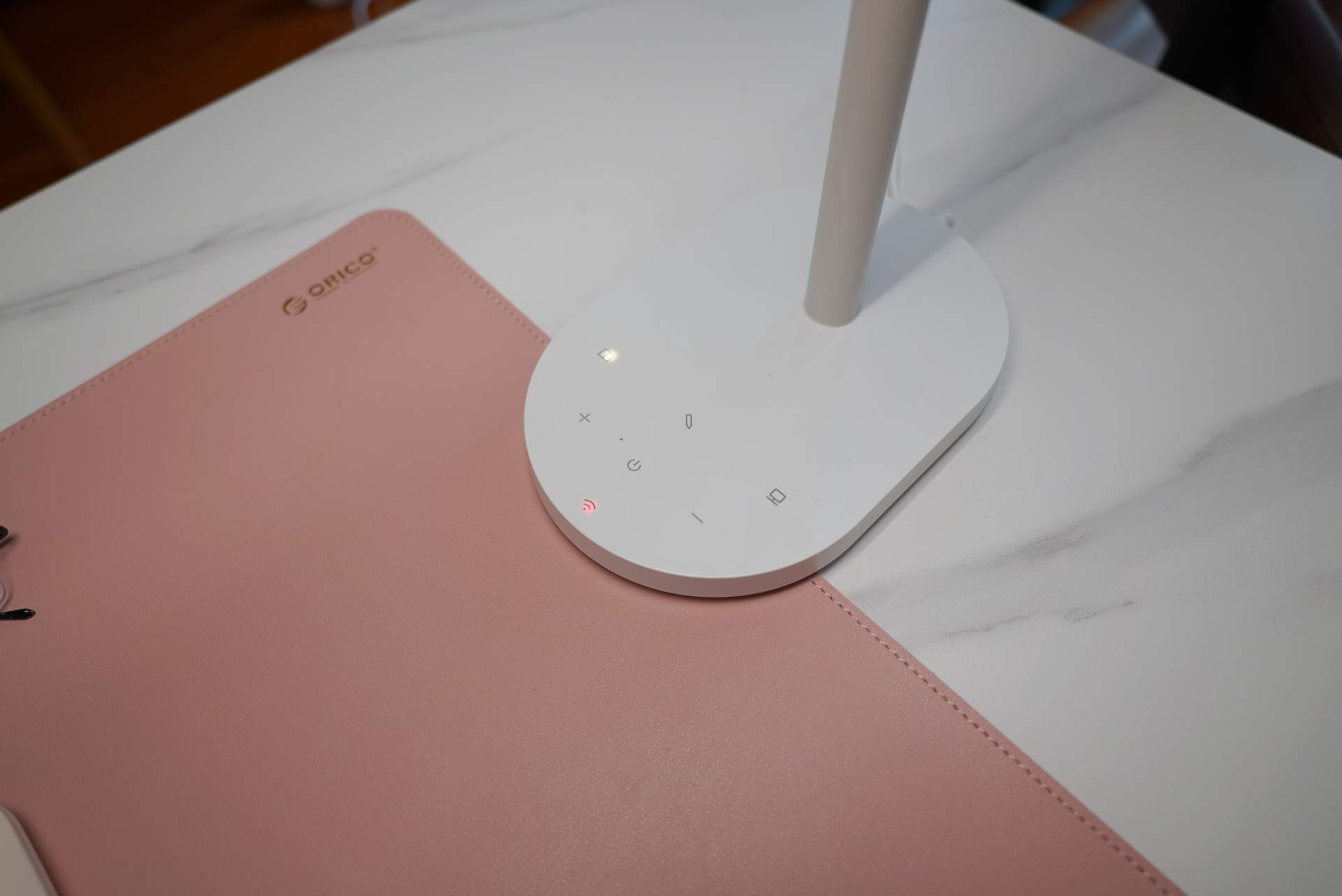 护眼台灯台式和落地款如何选,高性价比护眼台灯选择