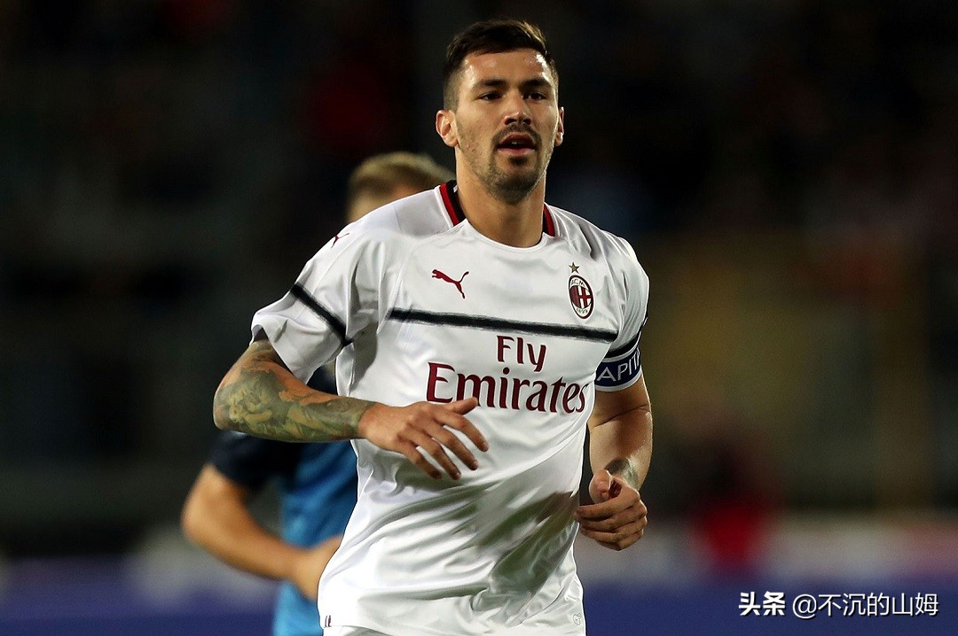 世界足球主教练排名前十,世界顶级足球员名单