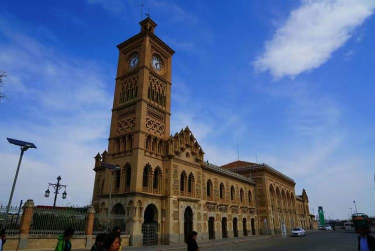 葡萄牙和西班牙哪个值得旅游,西班牙和葡萄牙旅游区别