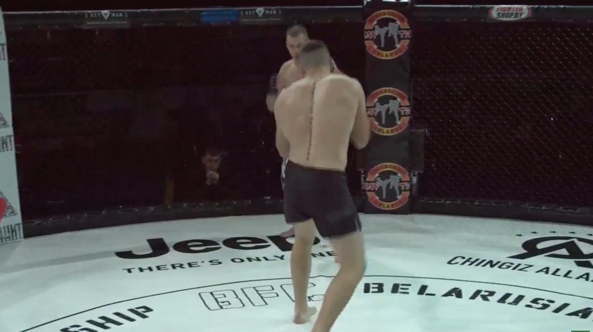 one冠军赛重量级最精彩的一场比赛,one冠军赛非常经典的一场对决