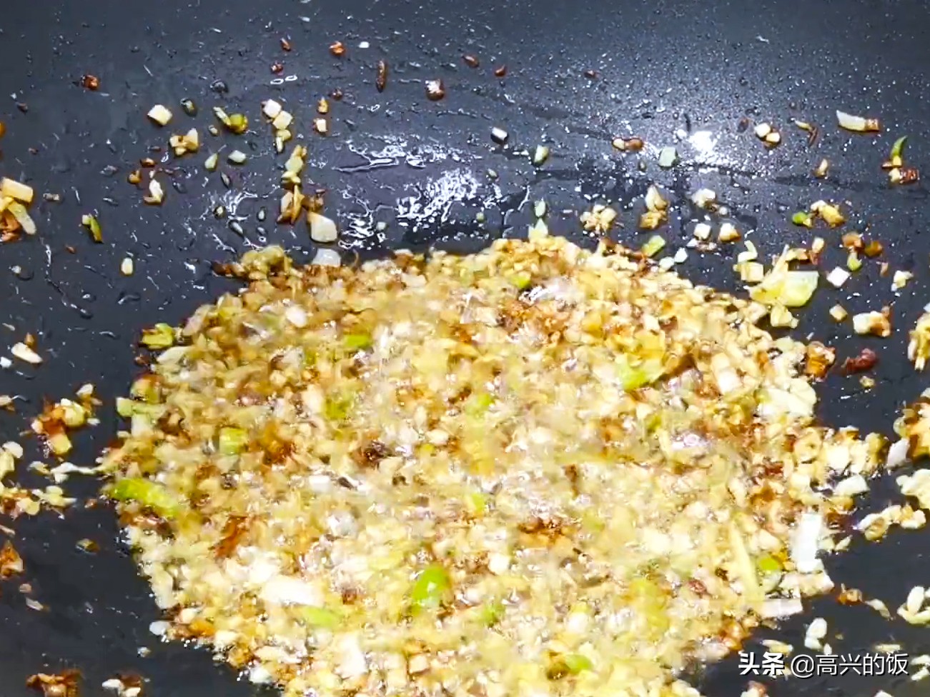 教你做东北人爱吃的鸡蛋酱,为什么东北人都爱吃鸡蛋酱