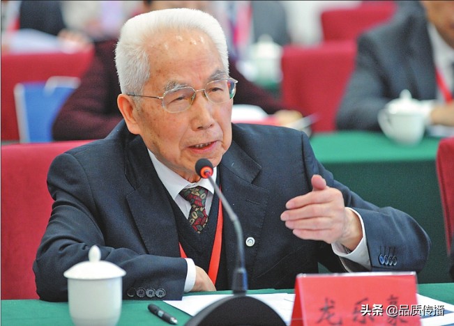 泰格豪雅探月特别版如何鉴定真假,泰格豪雅探月特别版夜光