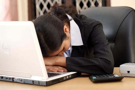 露脚踝会宫寒吗,露脚踝容易导致不孕吗