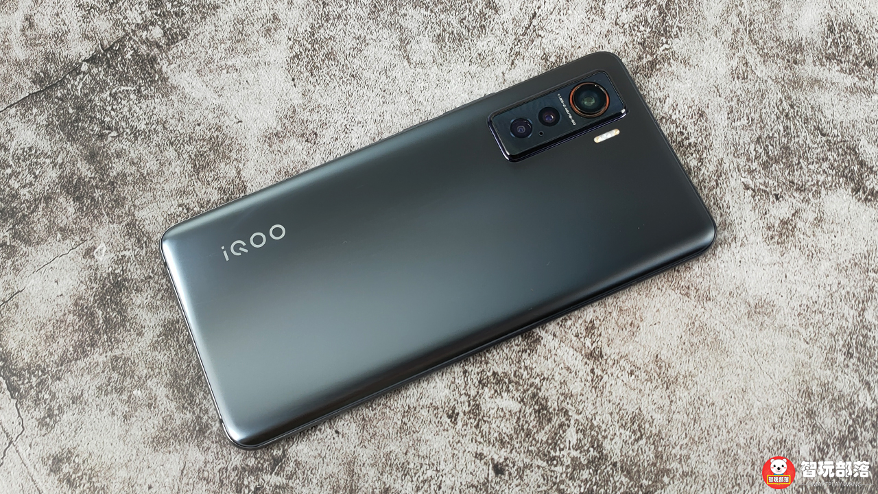 iqoo8pro性能铁三角,iqoo5用什么耳机比较好