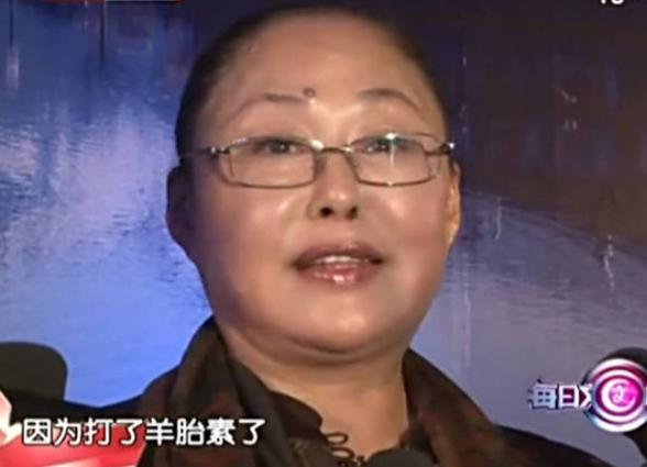 袁立为什么说斯琴高娃打羊胎素,斯琴高娃和袁立采访事件