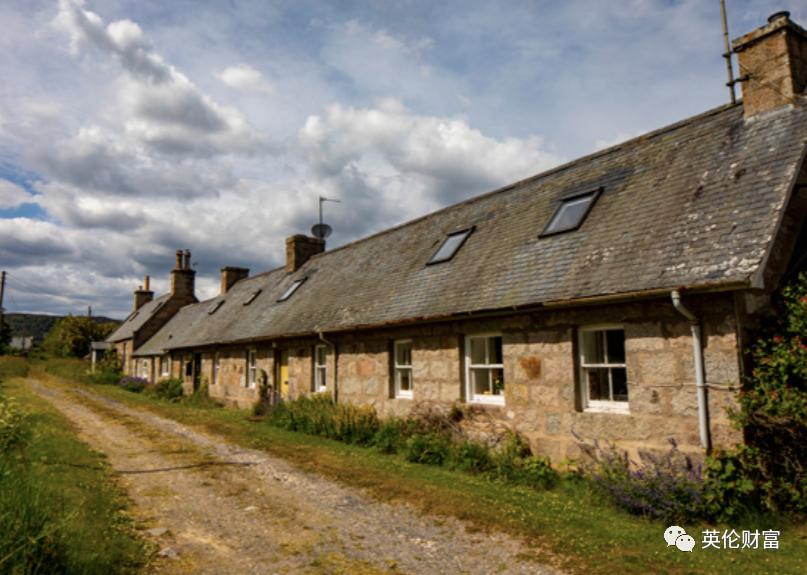 伦敦一套公寓价=万亩庄园,539年来首次出售,女王邻居.带森林河流