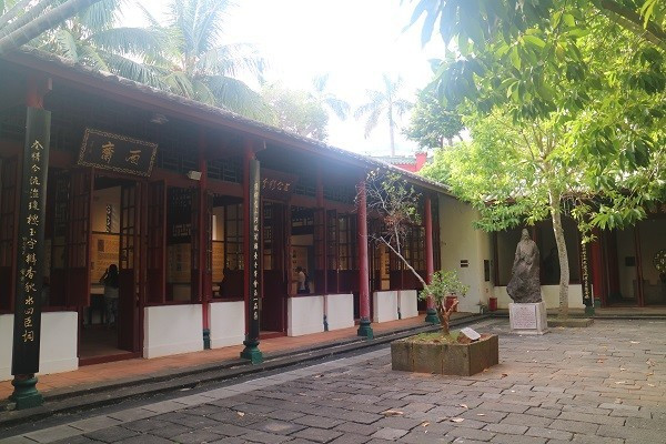 领略海口美丽风光，尝尽海口的各种美食