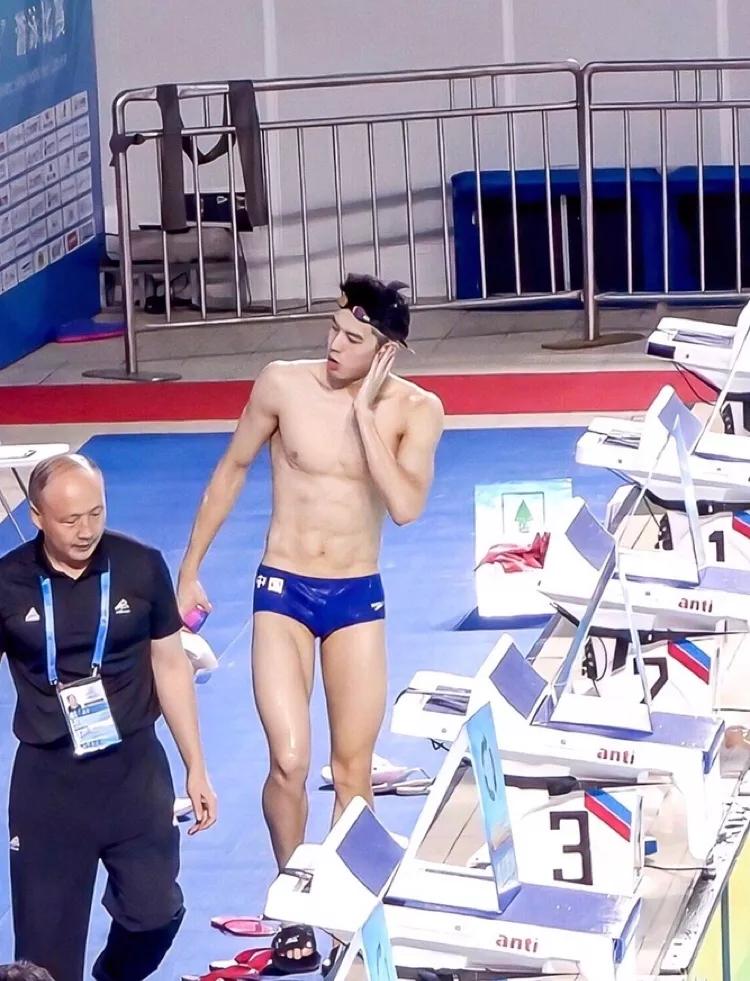 拜托，千万别让萧亚轩看到这些国家体坛中的鲜肉帅哥