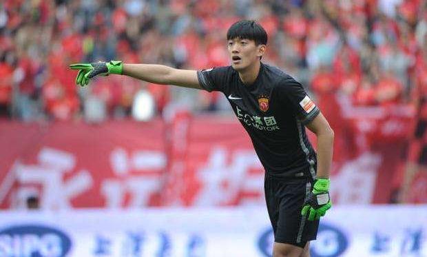 韦世豪回应出国踢球,韦世豪要不要留洋踢球了