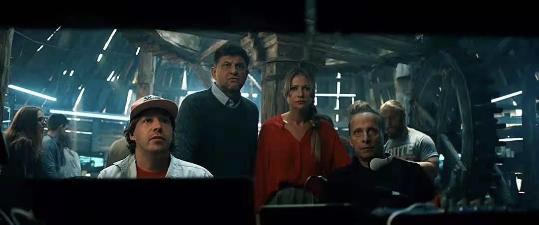 俄罗斯生活纪录片令人震惊的,揭秘富人奢靡生活的电影