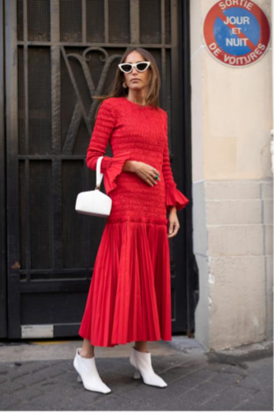 今年流行奶油风穿搭,秋冬奶油色穿搭