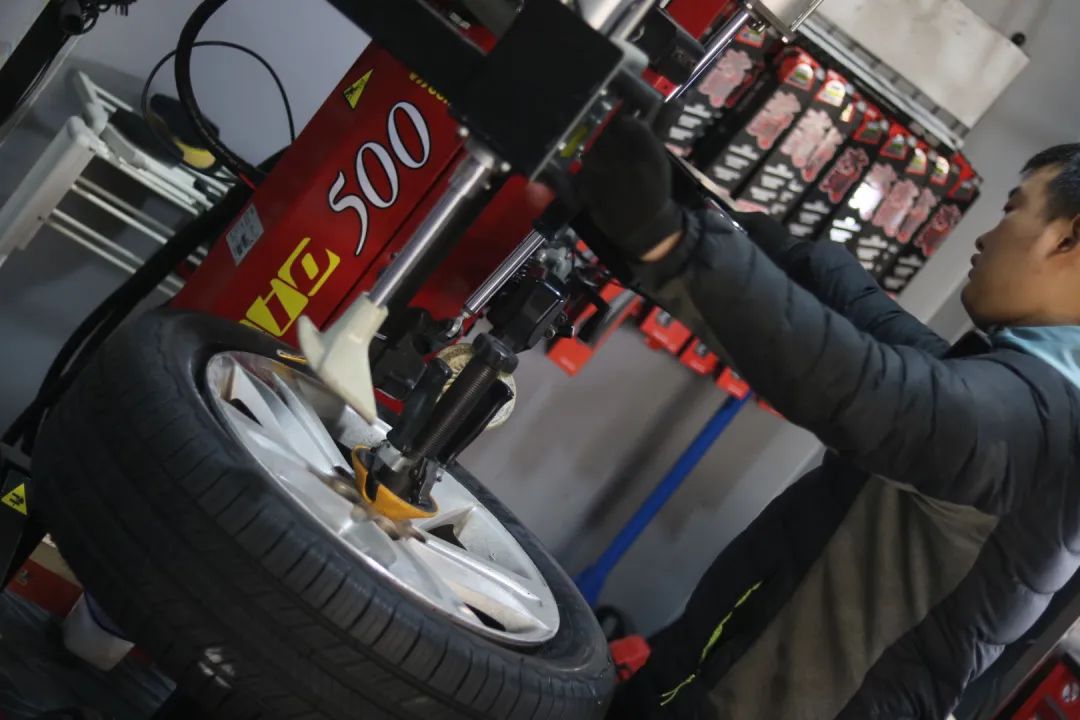 怪兽修车老车翻新,怪兽修车翻新全集