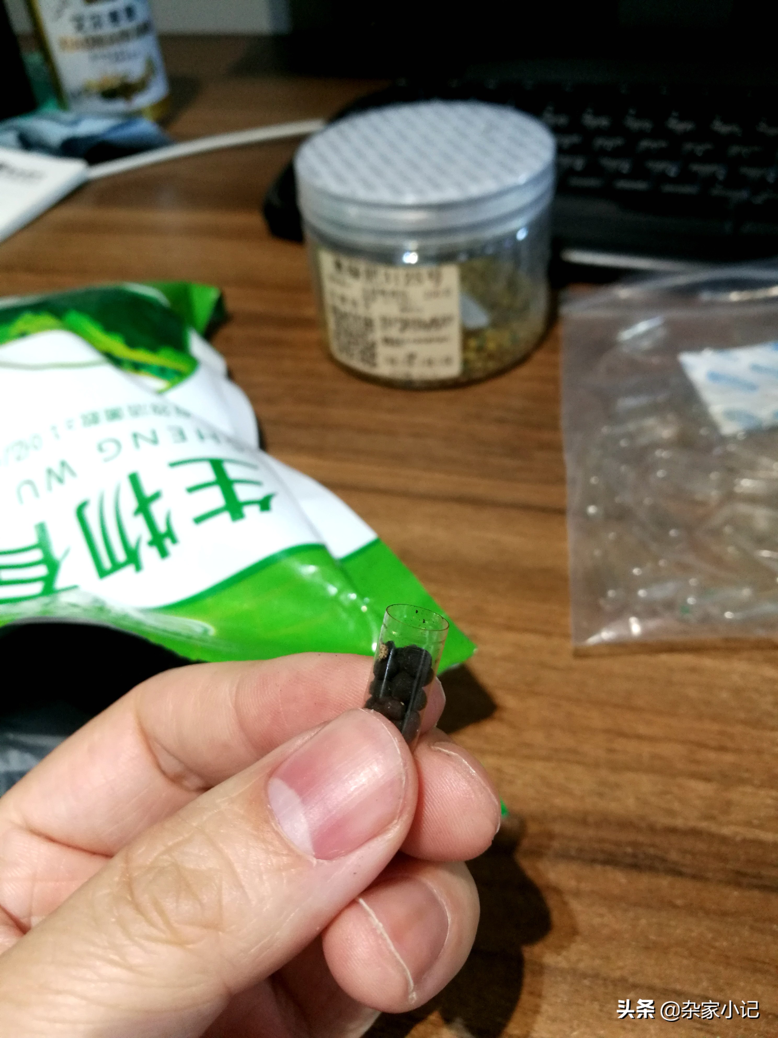 草缸补泥的最佳方法,草缸底肥怎么施图解