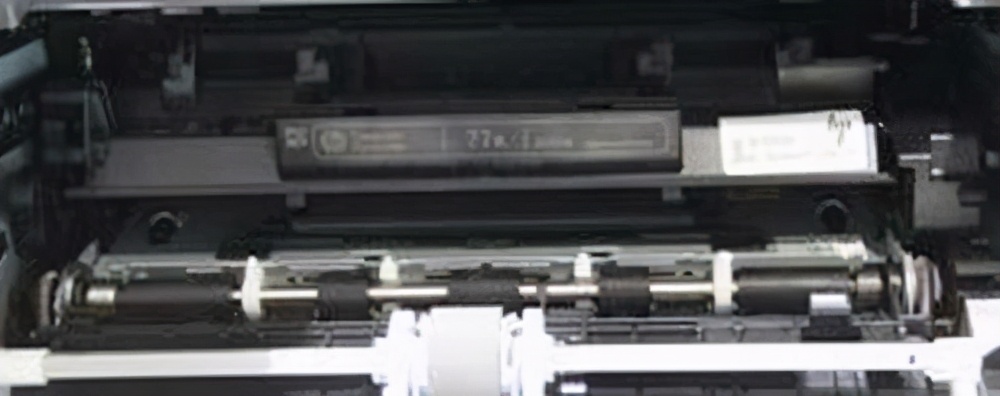 惠普mfp136nw打印复印扫描一体机,满足企业商务办公的需求