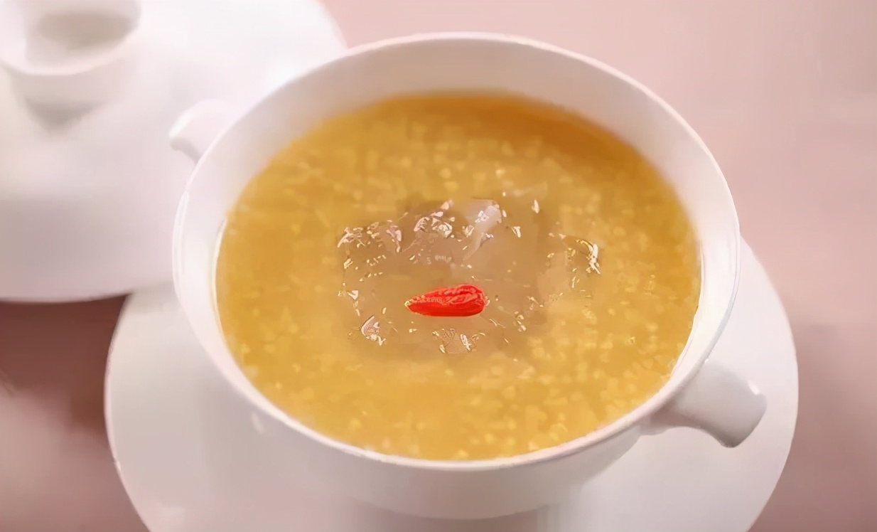 干燕窝正确泡发炖煮方法,孕早期燕窝怎么吃效果最好