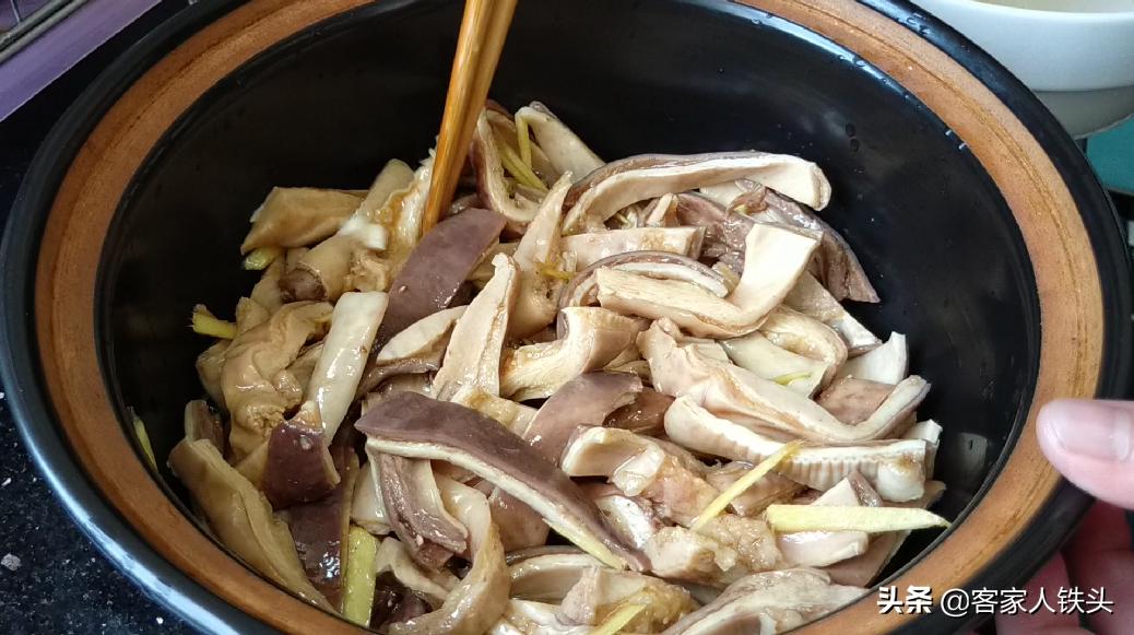 客家猪肚怎么煲汤又脆又嫩,爱吃猪肚的要收藏猪肚