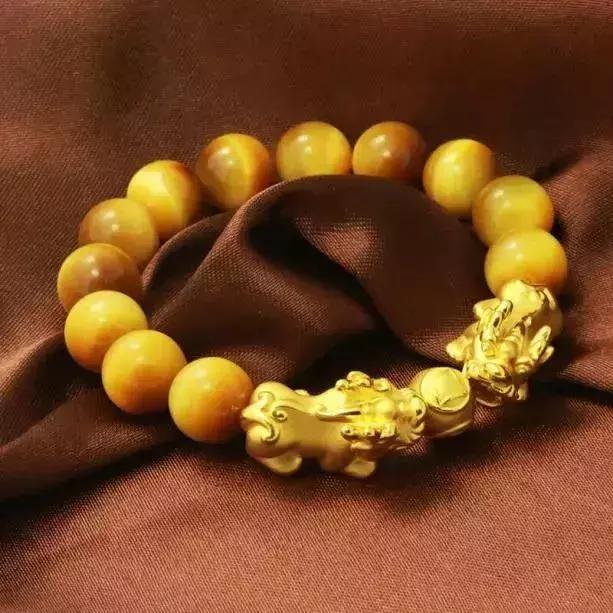 李嘉诚貔貅阵,李嘉诚办公室摆88只貔貅