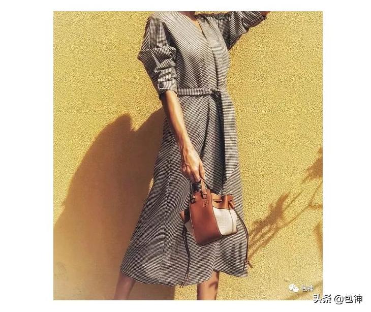 lv包包必买经典款买哪个升值,最近比较抢手的包包奢侈品