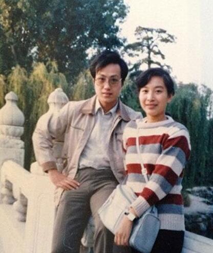 央视主持罗京去世十年妻子改嫁,罗京播音悼词