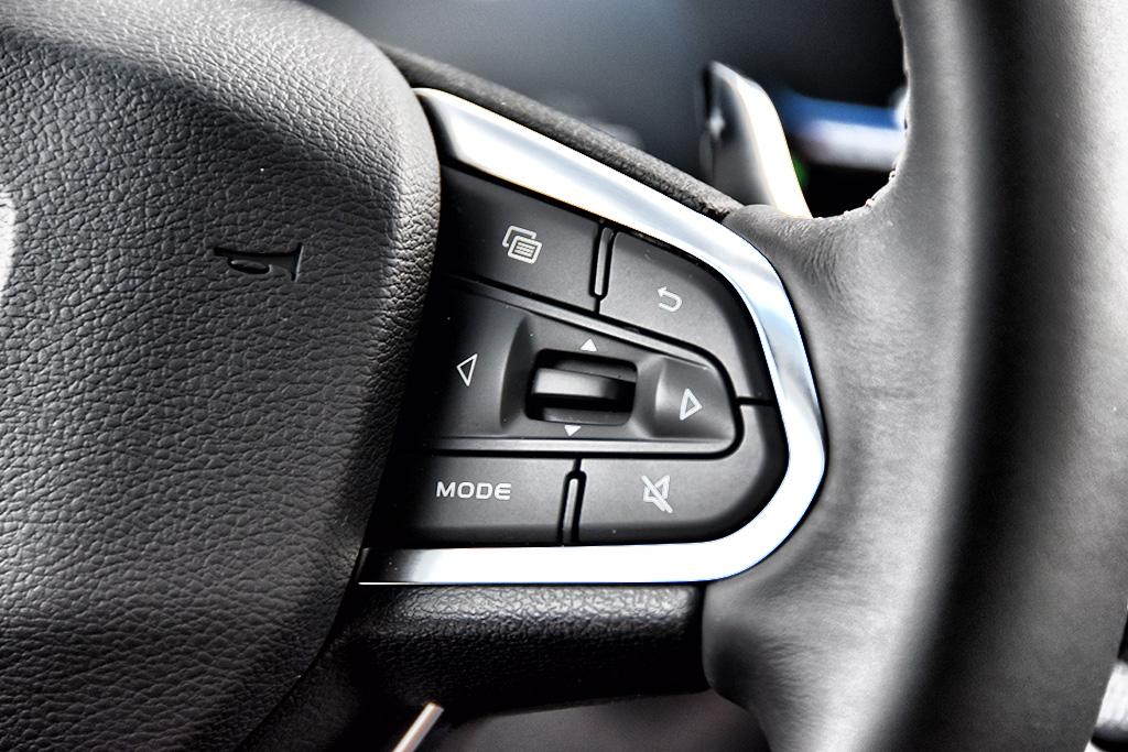 同级别杀伤力太强实拍吉利博越pro,吉利博越pro的爬坡能力