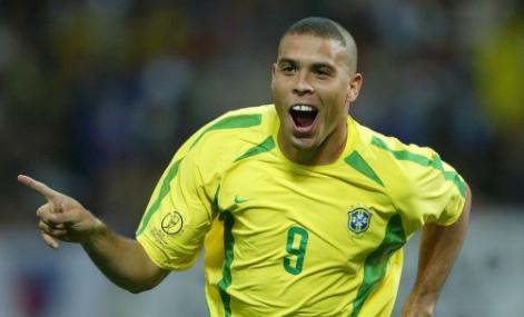 世界足球史上十大标志性发型，梅西C罗无缘上榜，榜首毫无争议