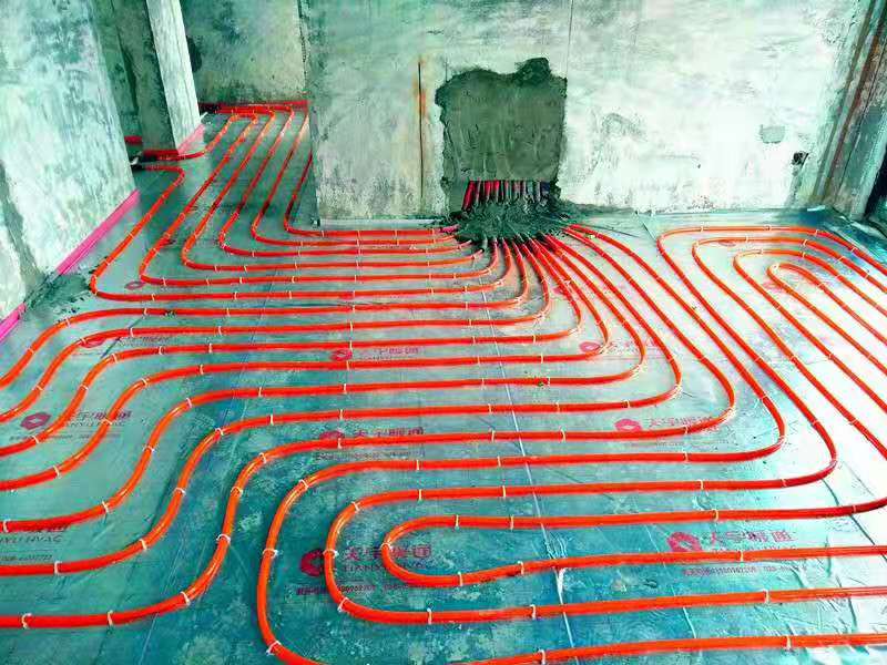 电地暖和空气能地暖优缺点,空气能地暖无水的好还是有水的好