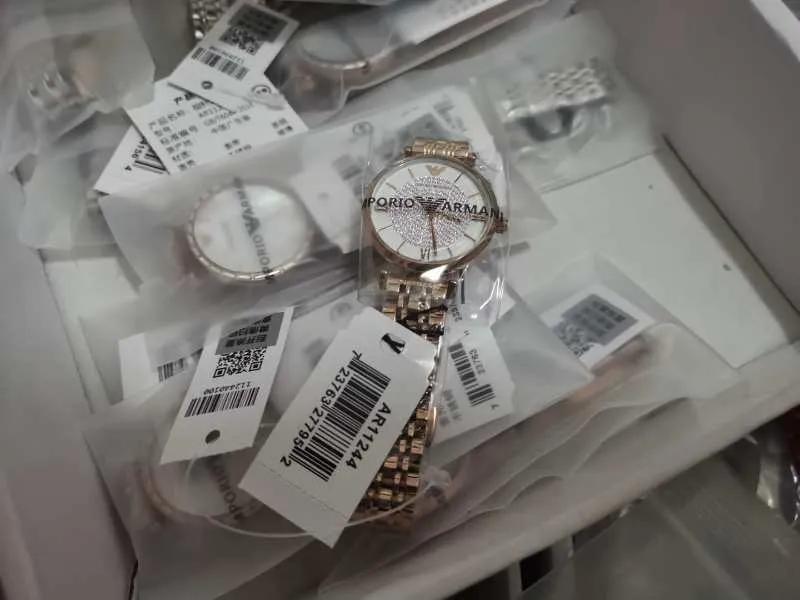 包装盒、说明书、小票全齐，但全是假的！喜欢找代购的人注意了