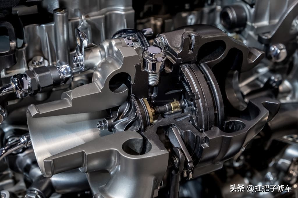 汽车涡轮增压器坏了有啥表现,汽车涡轮增压器损坏的介绍