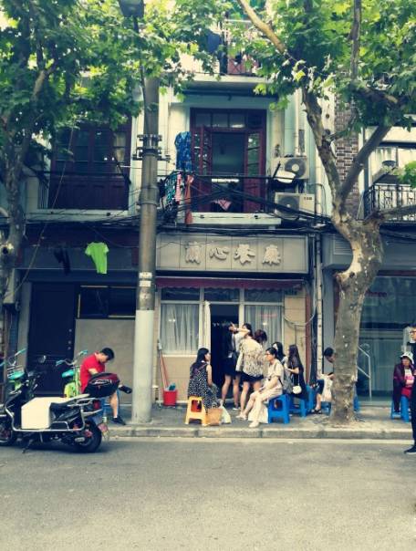 上海适合一个人吃的顶级餐厅,上海本地人最喜欢去的高档餐厅