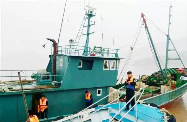 丁公堰渔民图片,海宁丁公堰附近沙滩