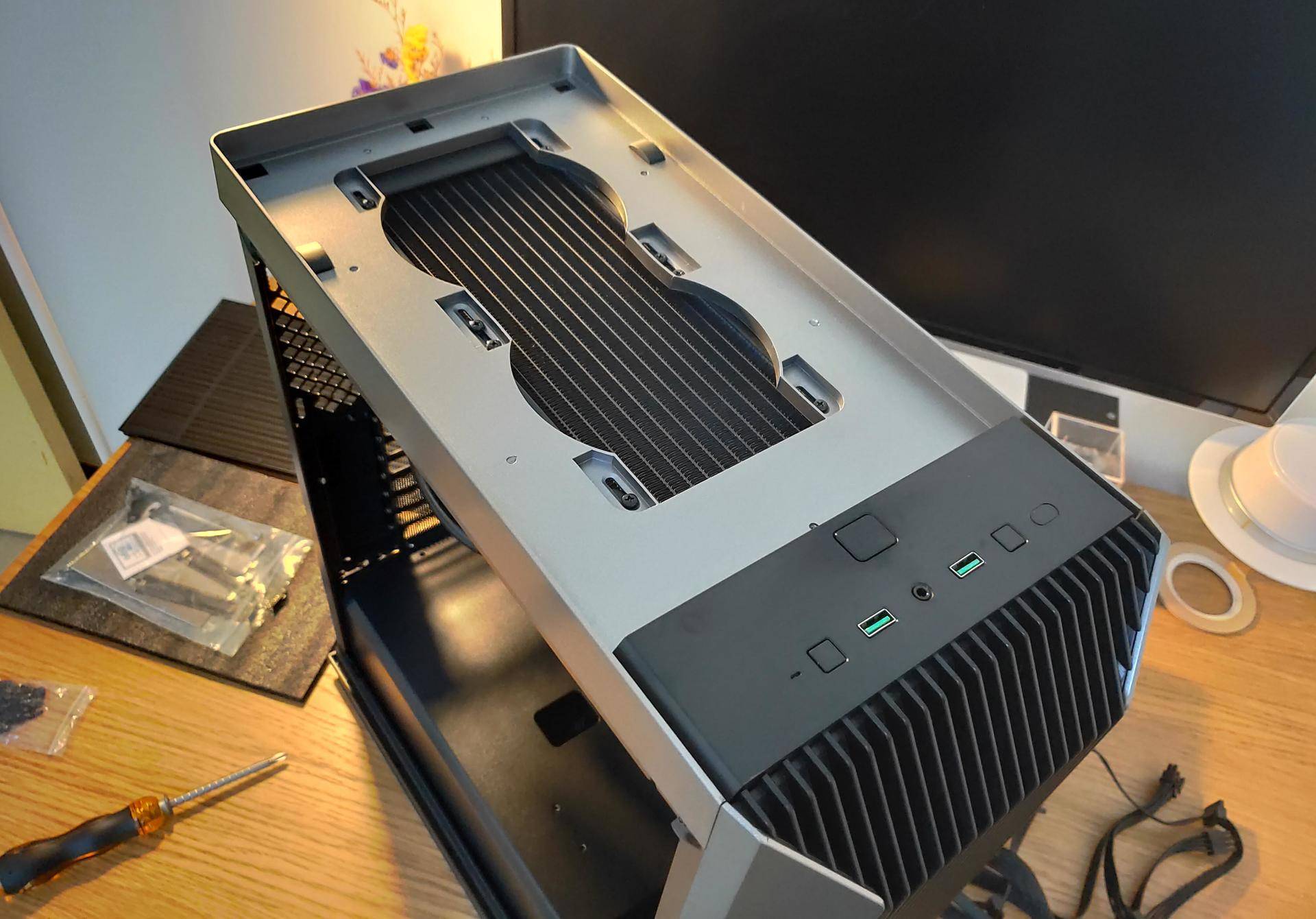 最新电脑攒机配置详解,电脑攒机组装硬件讲解