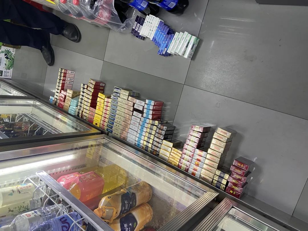 厦门便利店食品被查 (责令整改厦门一网红便利店被查)