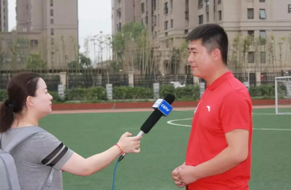 中国青少年足球联赛河南实验,央视记者探访河南学校