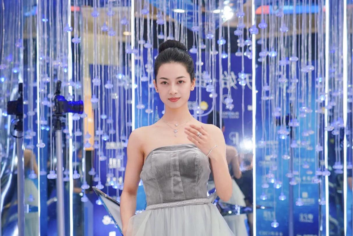 「由心开始·铂金」2019年巡展东莞站圆满收官见证铂金至真时刻