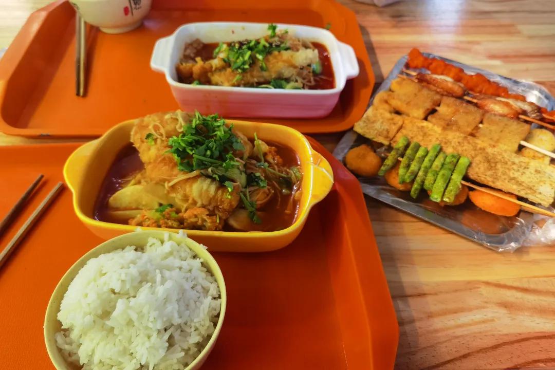 校园春季约拍,校园浪漫约会计划