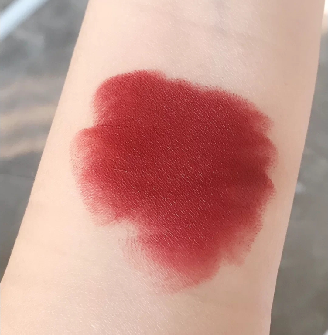 tf黑金细管52和27哪个好看,tf口红最新色号雾面