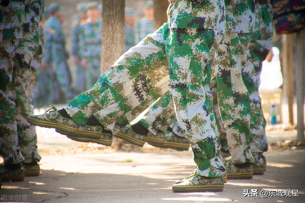 棉袜容易脚臭还是丝袜容易脚臭,为什么穿袜子脚会舒服