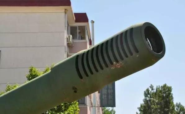 啃硬骨头,克强火力,坦克制造的钢铁材料不一般