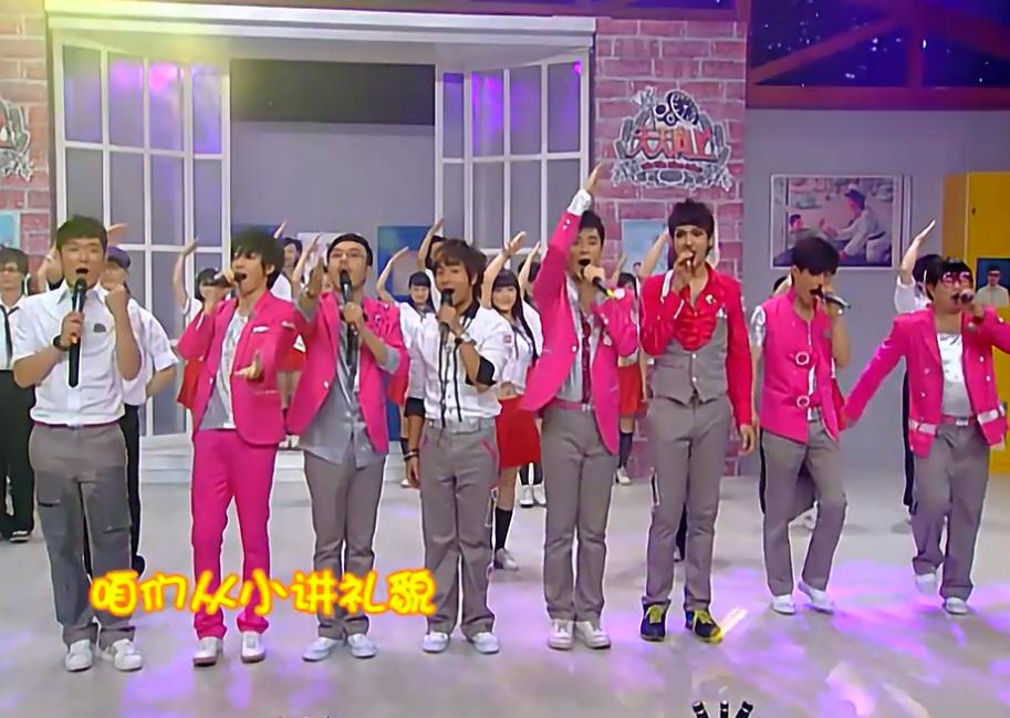 曾经的顶流，怎么糊成了这样？