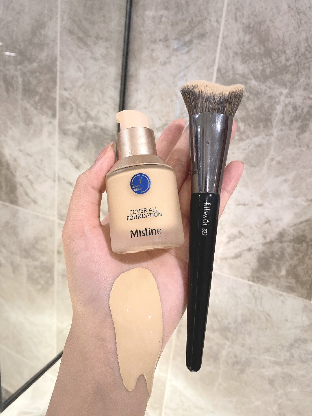 推荐几款平价好用的粉底液,贫民窟少女油皮粉底液