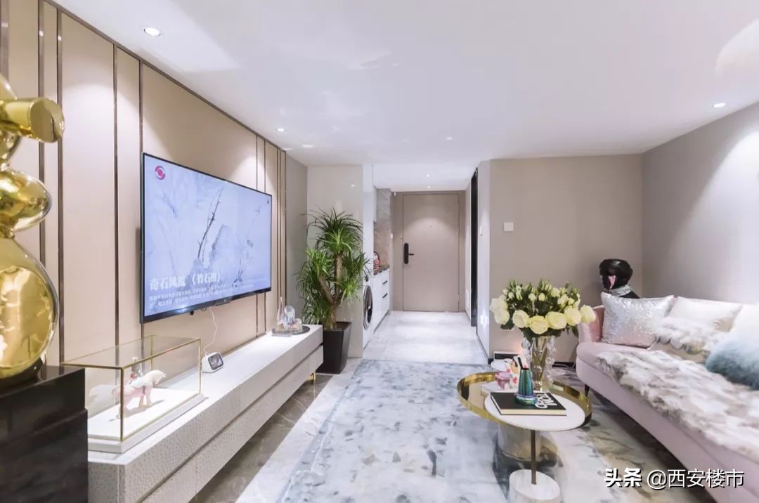 均价2.8万/㎡:2天劲销2.4亿,卖点在哪?