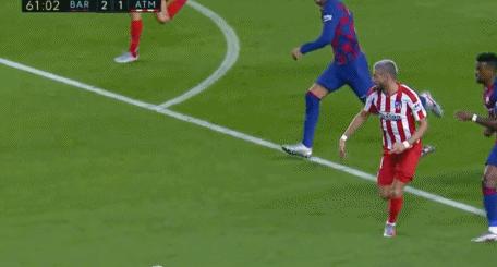 巴萨vs马竞梅西帽子戏法,巴萨2-3马竞梅西表现