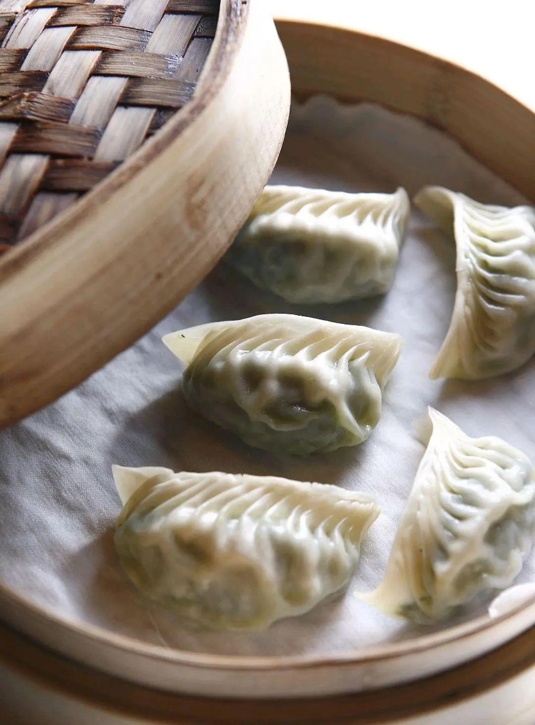 蒸饺面皮怎么做好吃,蒸饺面皮怎么做简单好吃