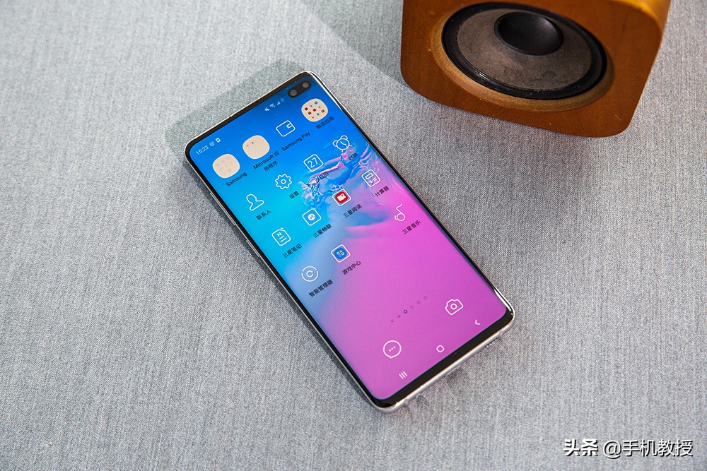 为什么国产手机的文件夹全是英文,国产手机文件夹有英文吗