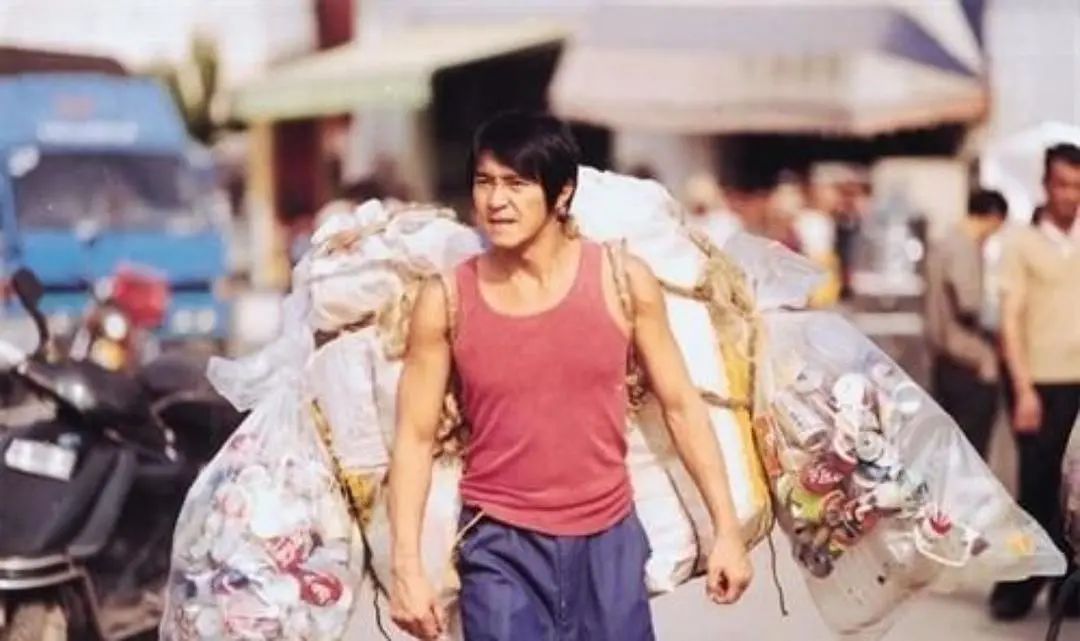 谢贤客串少林足球,少林足球谢贤的幕后故事