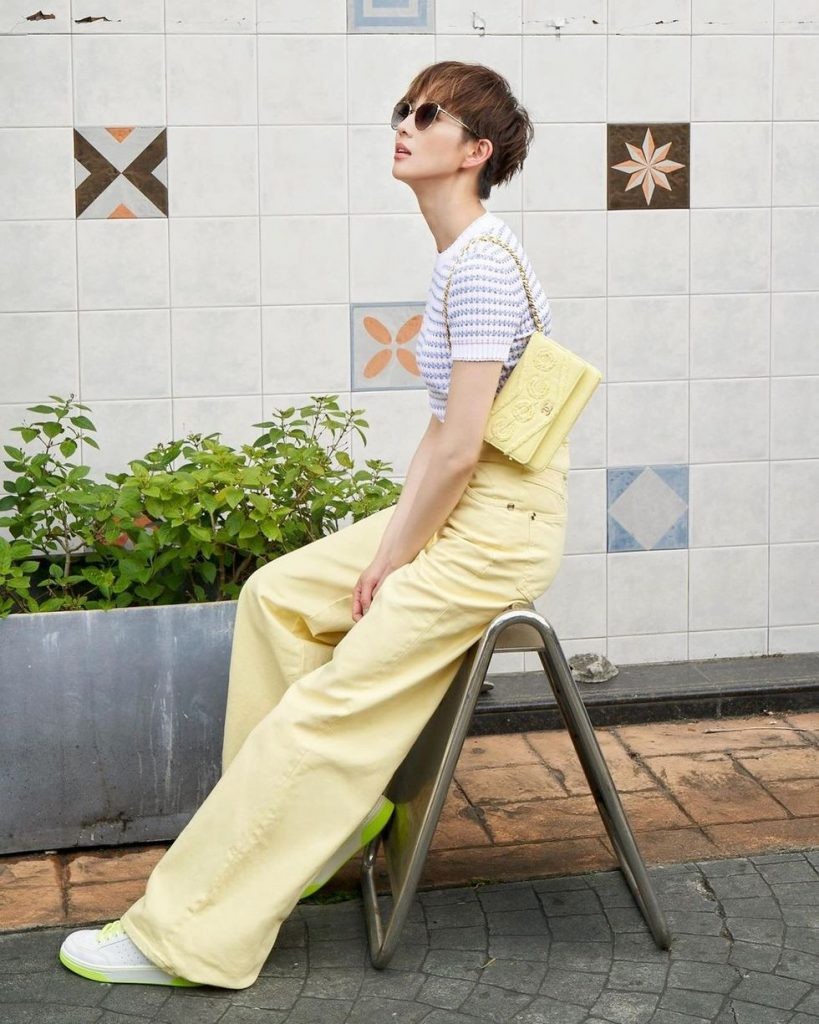 圆脸方脸必学的挑眉超级瘦脸,每天分享一款发型适合圆脸方脸