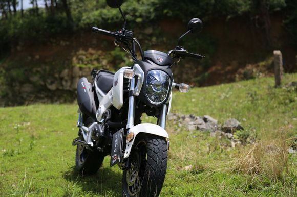 银钢小怪兽mini试驾,银钢小怪兽值得买吗